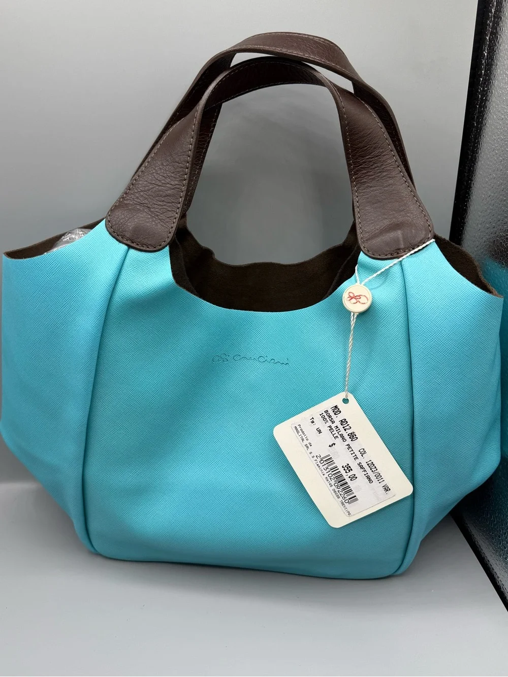 N/A stylish turquoise